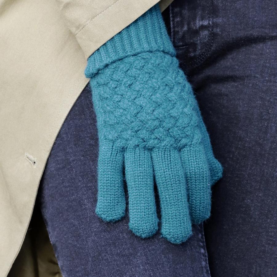 Female glove